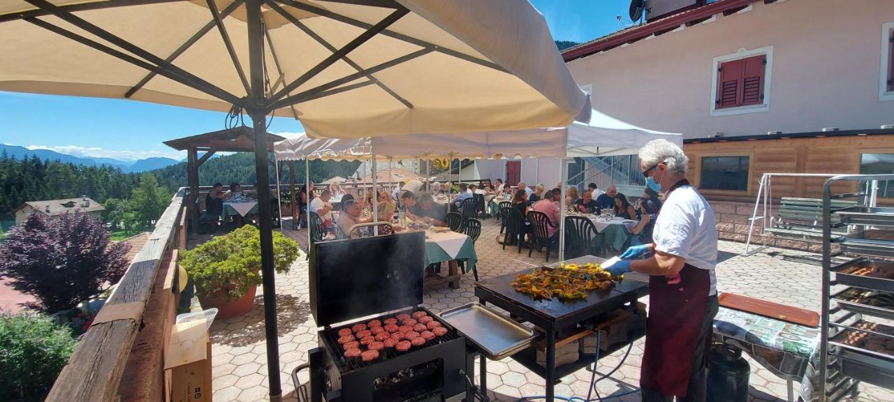 Alpen Garten Hotel Margherita Rumo ภายนอก รูปภาพ
