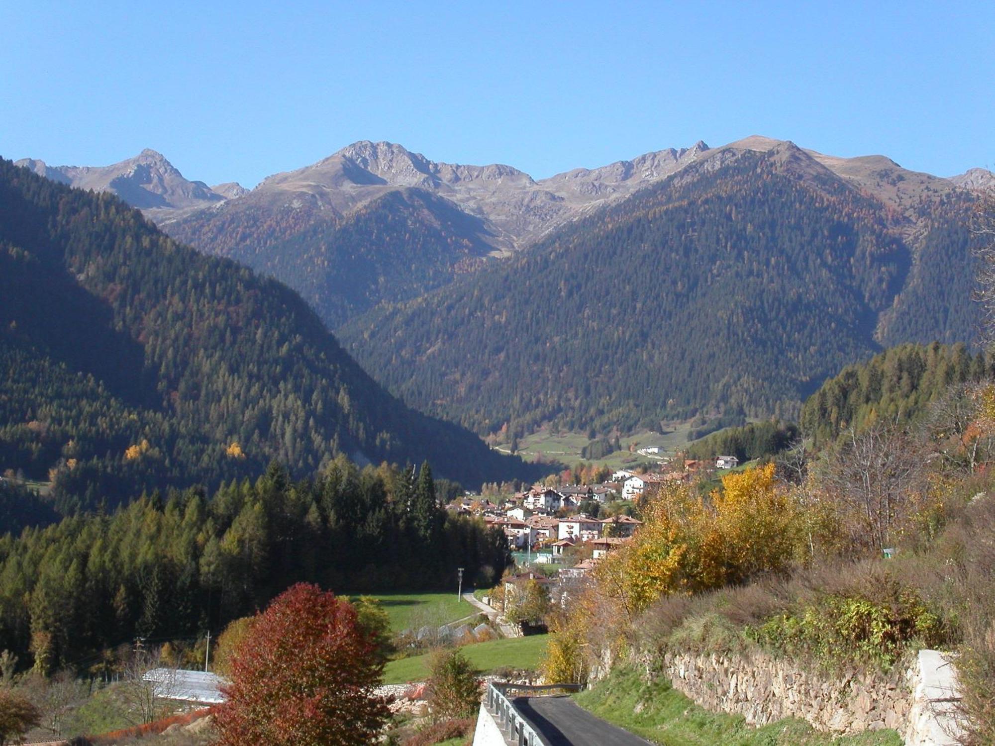 Alpen Garten Hotel Margherita Rumo ภายนอก รูปภาพ