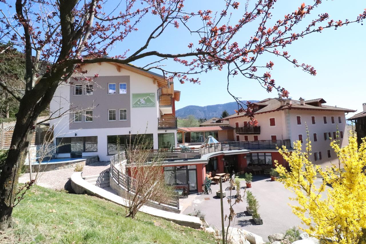 Alpen Garten Hotel Margherita Rumo ภายนอก รูปภาพ